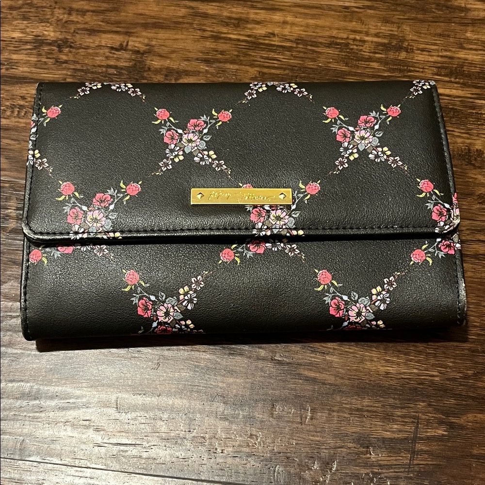 Betsey Johnson Floral Crossbody Bag/ Wallet